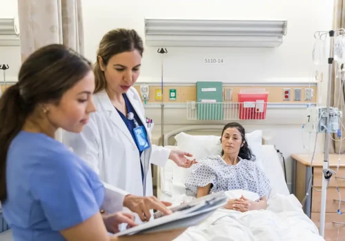visita médica en hospital