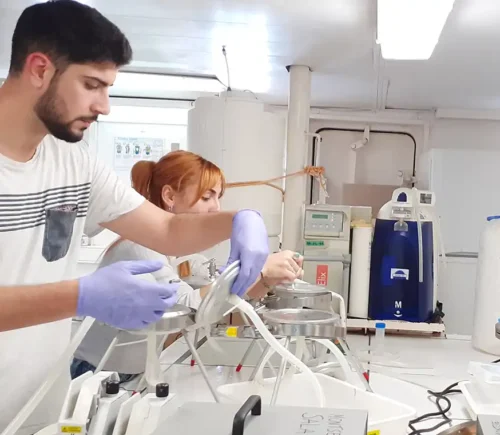 contaminantes marinos. Laboratorio