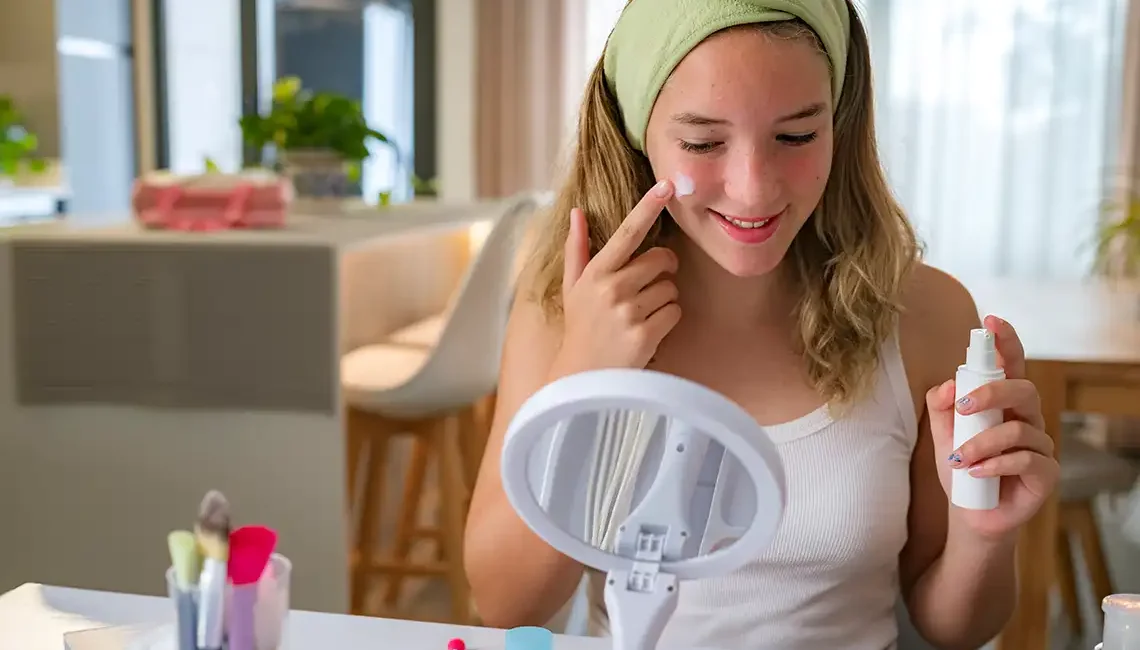 Niños y cosméticos