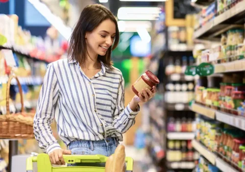 mujer supermercado